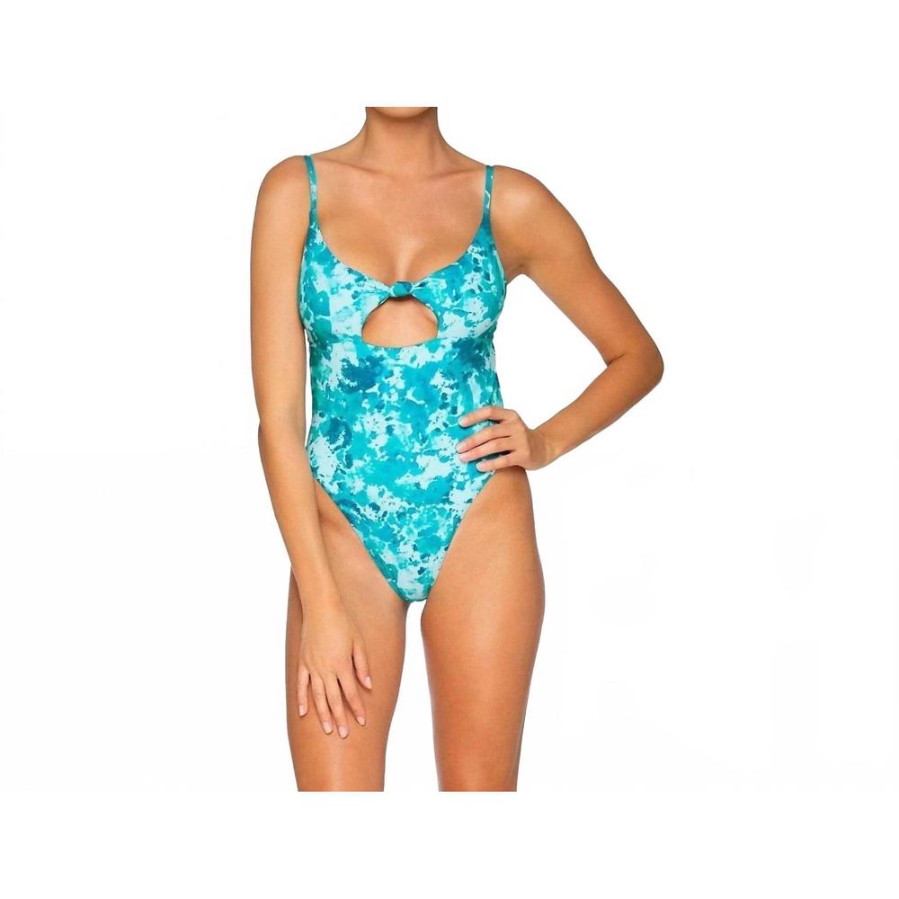 NEW B SWIM atlas one piece in deep dive
